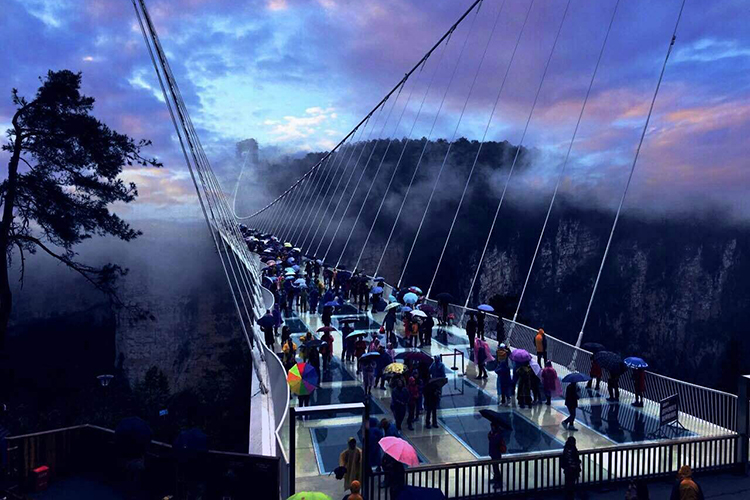 長沙出發(fā)到張家界玻璃橋、天門山、玻璃棧道、鳳凰古城3日游